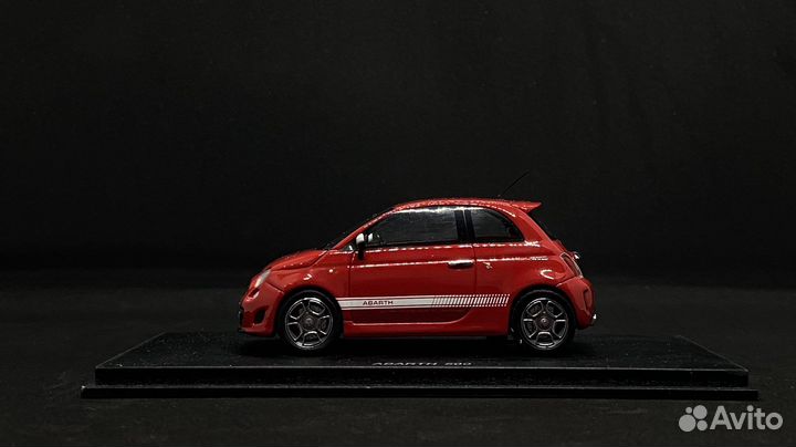 Модель Fiat abarth 500 1/43 spark