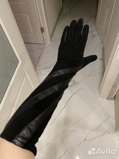 Перчатки женские кожаные новые