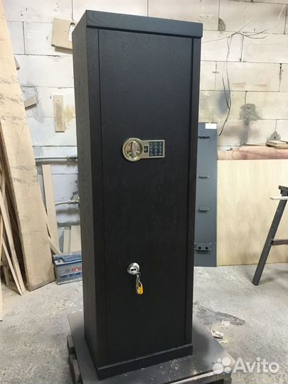 Сейф оружейный на 3 ствола 