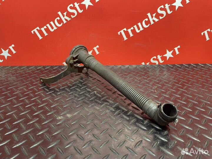 Маслозаливная горловина