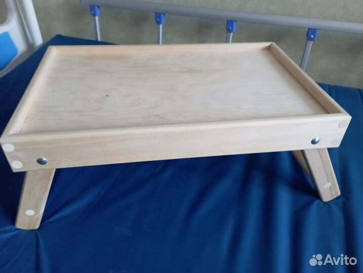 Столик - поднос