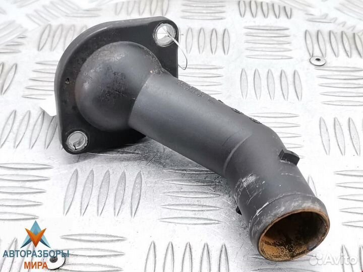 Корпус термостата Audi TT 8N рест. 2005 038121121