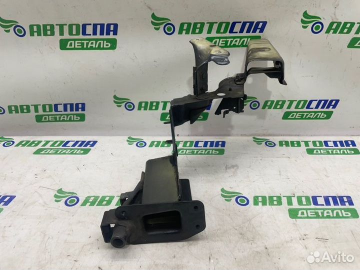 Лонжерон кузова передний левый Skoda Roomster