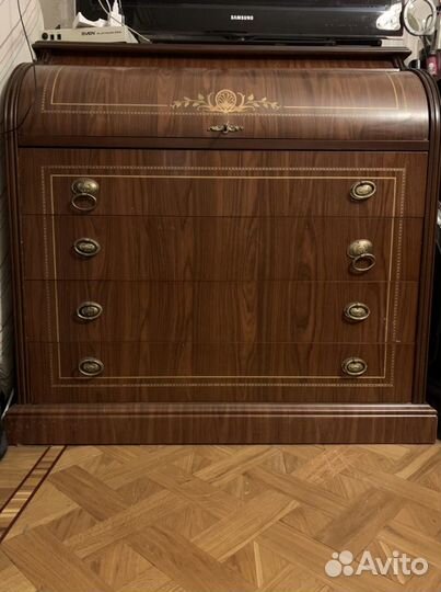 Тумба под телевизор Италия