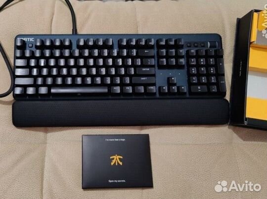 Fnatic Streak Cherry Red игровая клавиатура