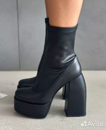 Ботильоны женские 39 размер новые
