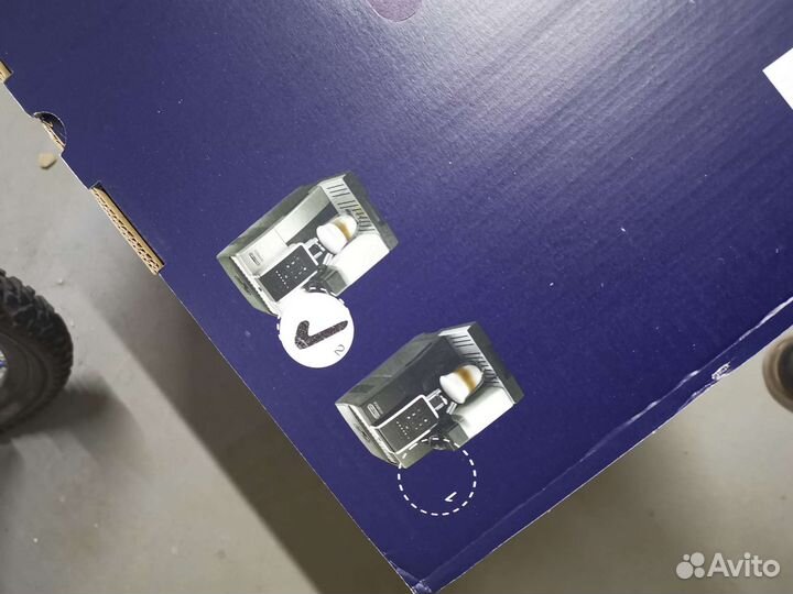 Кофемашина De'Longhi ecam350.50.SB новая