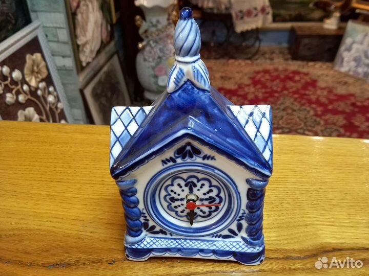 Часы настольные