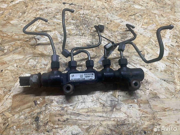 Топливная рампа Peugeot 308 (T7 2007-2011) 9654592