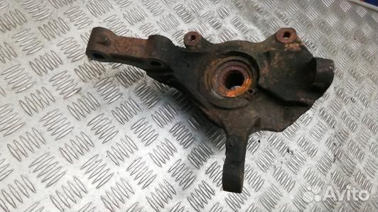 Ступица передняя левая renault espace 4 (PEA17K901