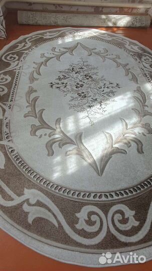 Ковер шерстяной новый