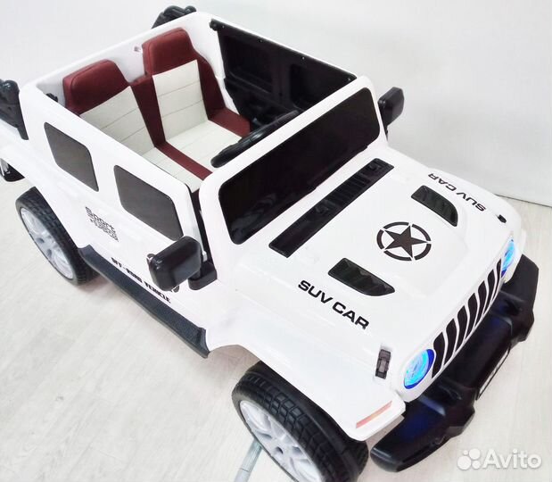 Детский электромобиль jeep с багажником