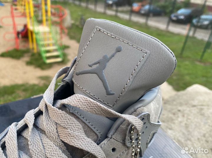 Nike Air Jordan 4 retro kaws
