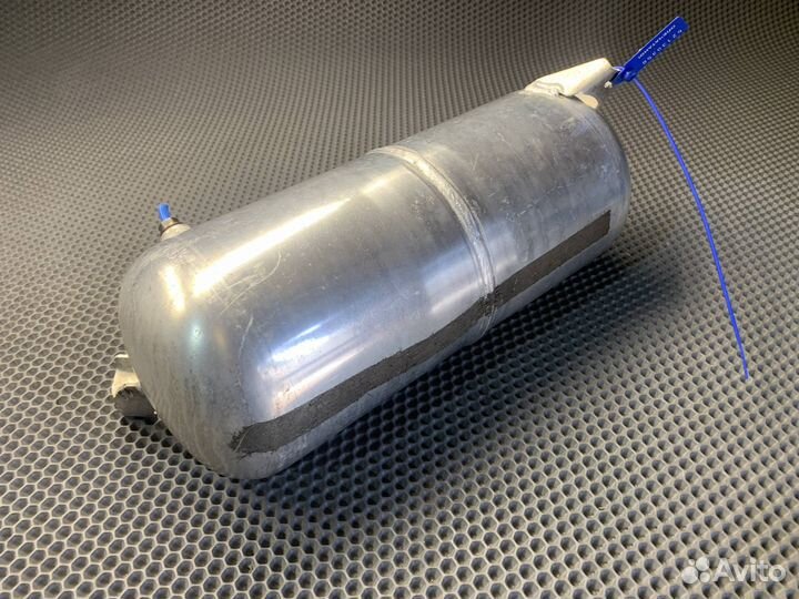 Ресивер пневмоподвески Audi Q7 4L 2008 7L8616202A