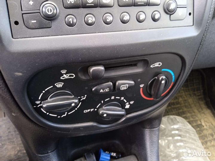 Блок управления отопительный климата Пежо 206