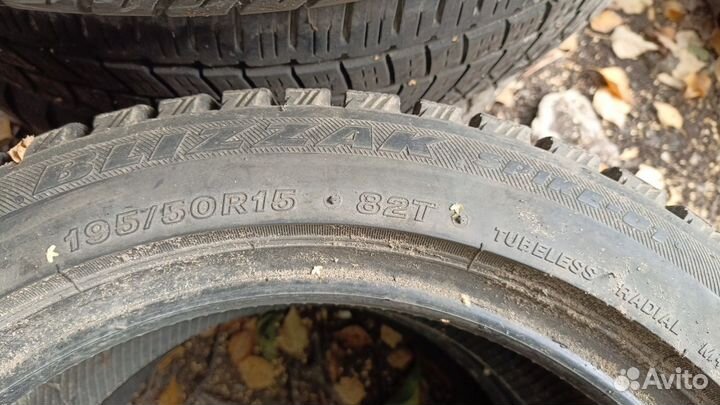 Bridgestone Blizzak Spike-01 195/50 R15