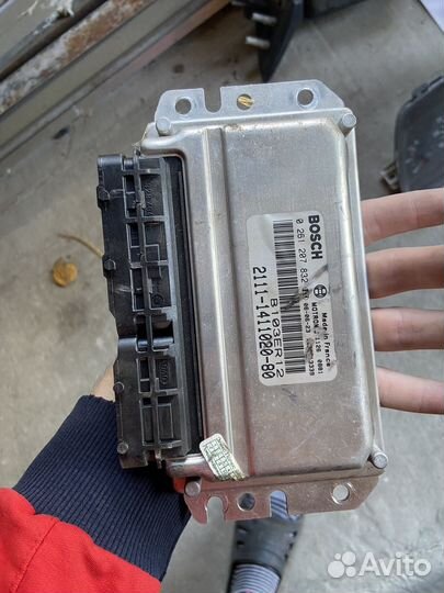 Продам эбу ваз 2114