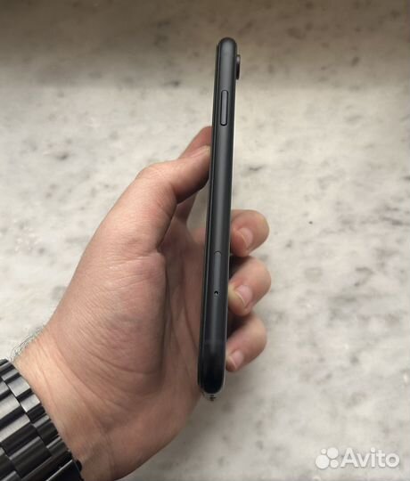 iPhone Xr, 128 ГБ