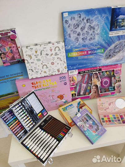 Детская косметика, наборы для творчества, игрушки