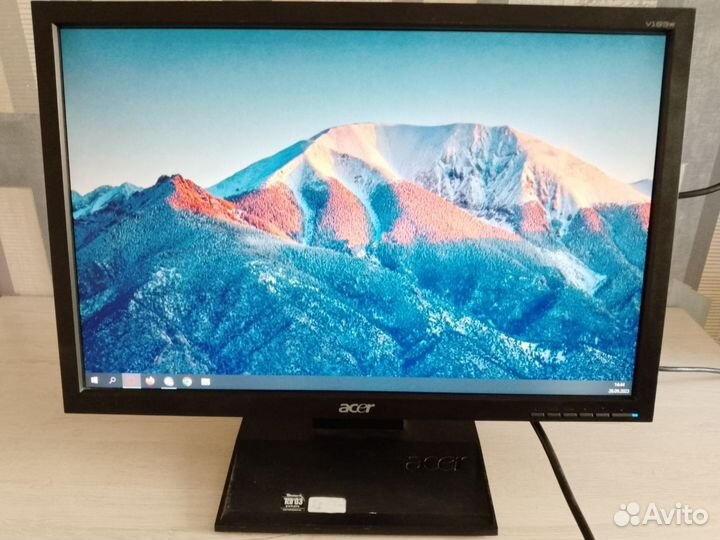 Монитор для компьютера Acer V193W 19 дюймов