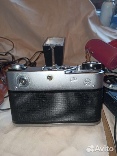 Плёночный фотоаппарат фэд 5в с комплектующими