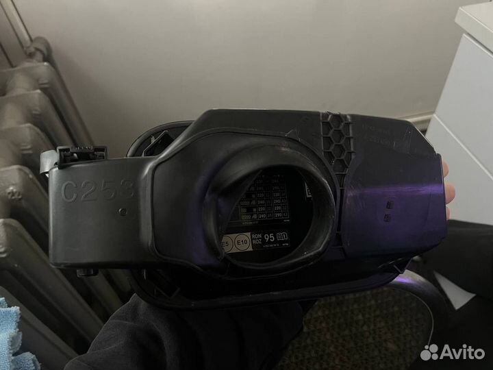 Механизм лючка бензобака