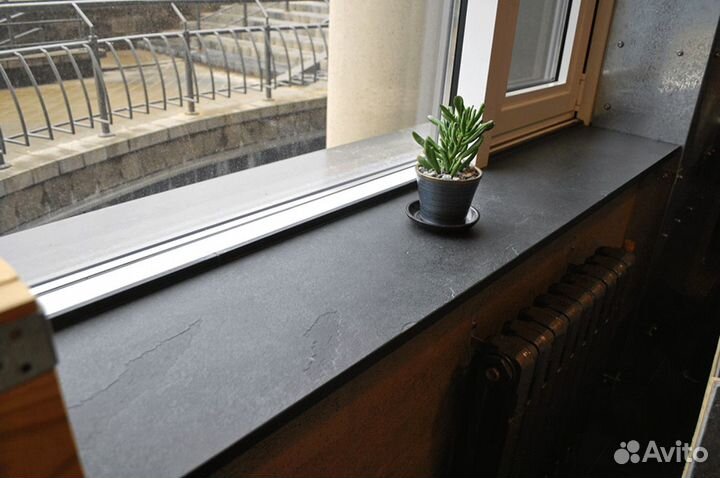 Подоконник из керамогранита