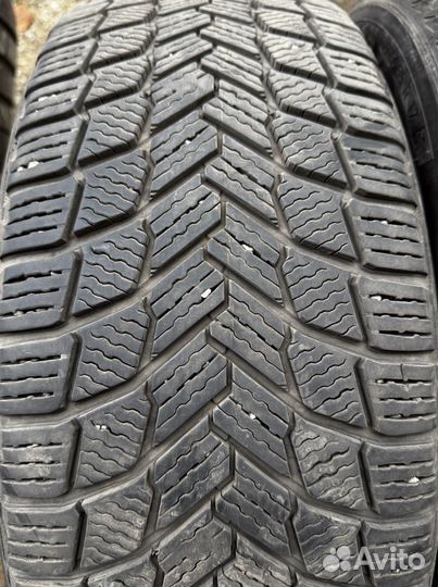 Michelin X-Ice Snow 215/55 R17