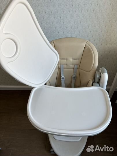 Стульчик-качель для кормления Tatamia Peg Perego