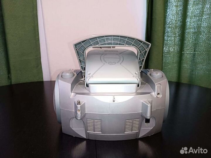 Магнитола thomson