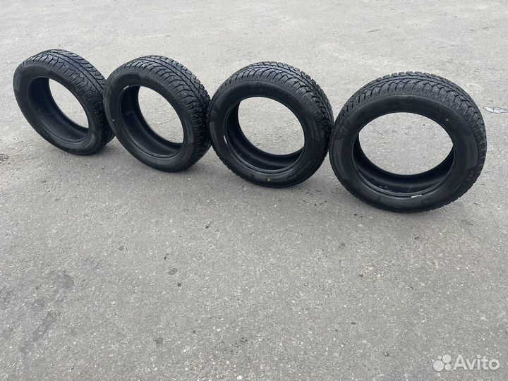 Bridgestone Ice Cruiser 7000S 205/55 R16