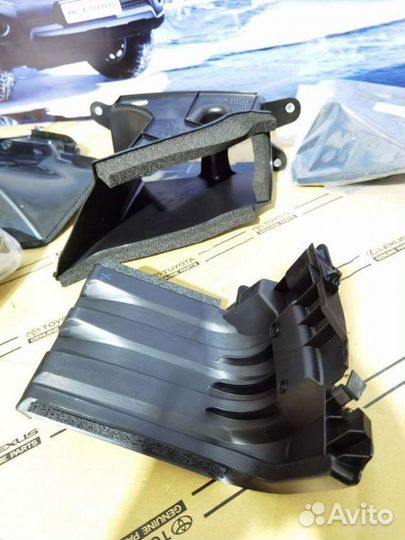 Диффузор радиатора Lexus Rx 350