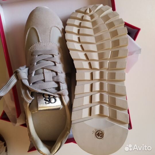 Кроссовки женские O'shade нат кожа р40