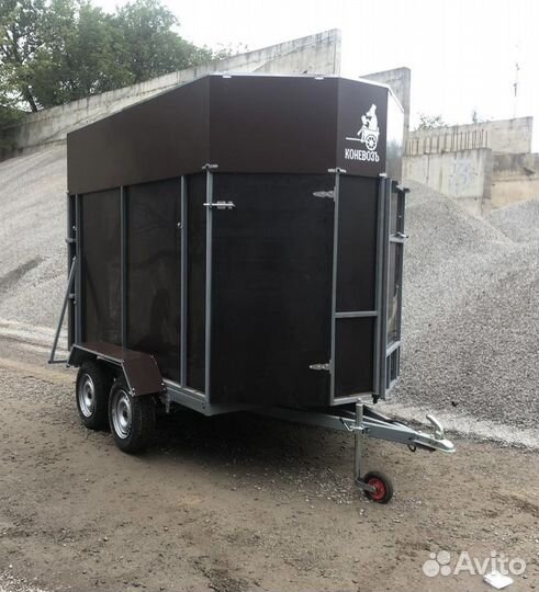 Коневоз двухместный