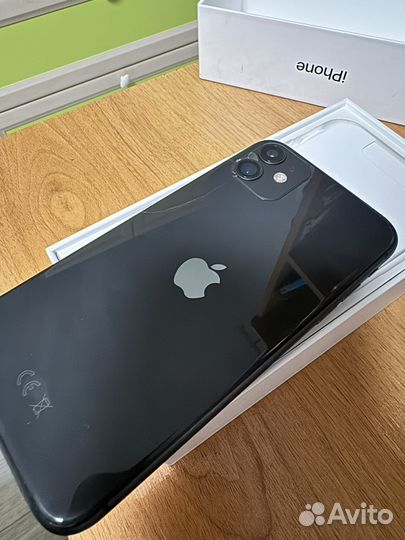 iPhone 11, 64 ГБ