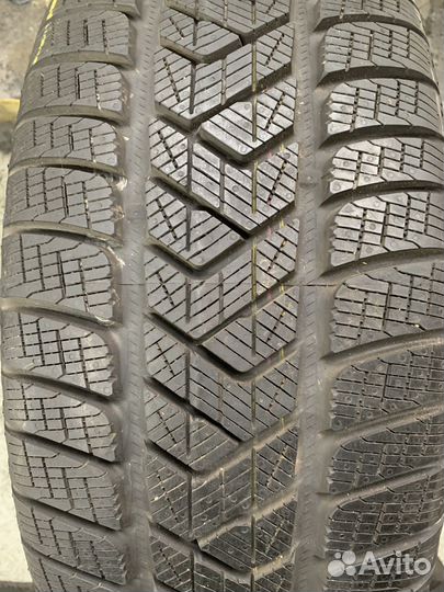 Pirelli Scorpion Winter 235/60 R18 107H