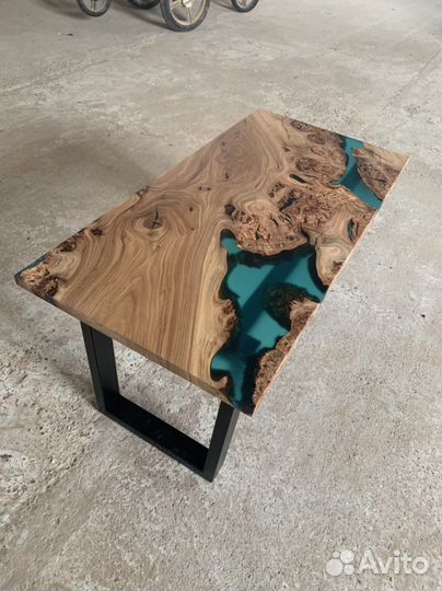 Стол река из карагача