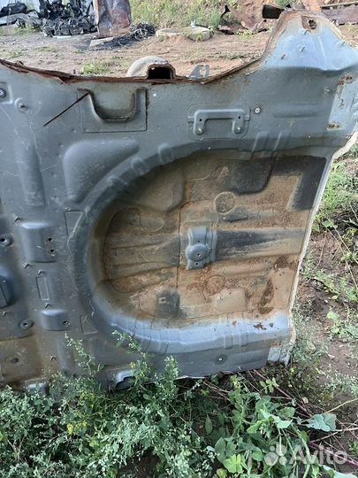 Ниша запаски тазик пол багажника kia sportage 4ql