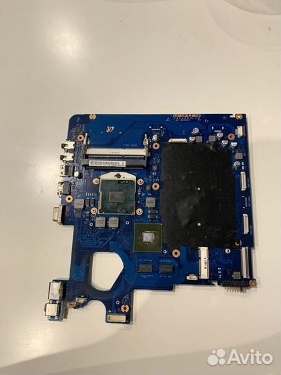 М/П samsung NP 300v5a intel HM65 Gt 520mx 1gb