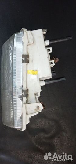 Фара правая bosch на ваз 2110,11,12