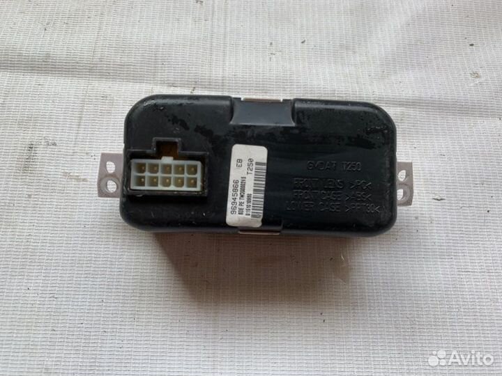 Часы передние Chevrolet Aveo