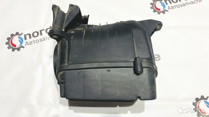 Корпус воздушного фильтра Volkswagen Jetta 5 седан