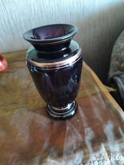 Вазы из цветного стекла чехия