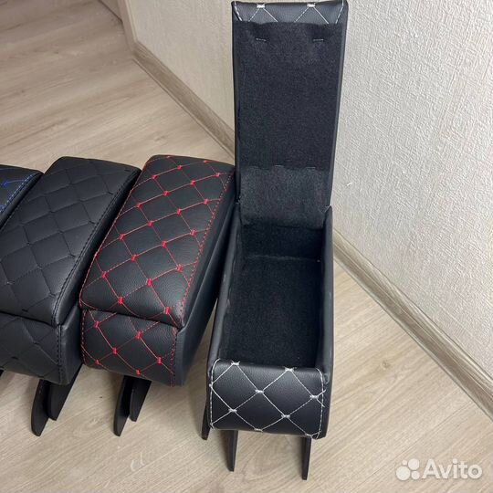 Подлокотник Fiat Doblo