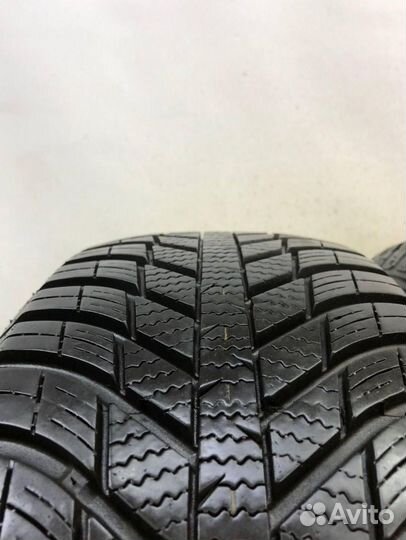 Nexen N'Blue 4 Season WH17 215/65 R16 102N