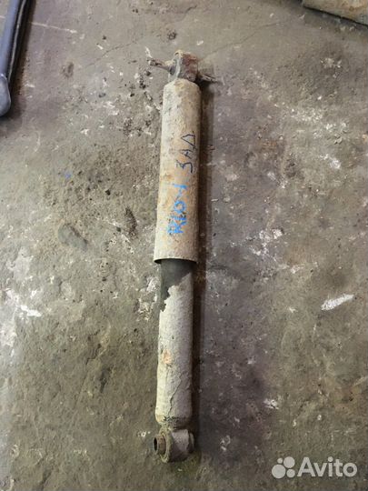 Амортизатор задний (Kia Rio)