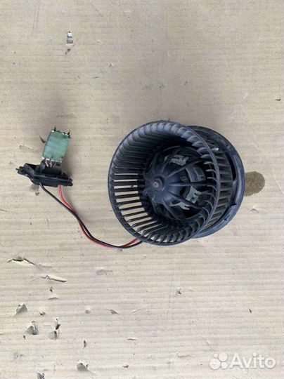 Вентилятор печки Renault Megane BM