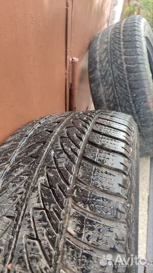 Goodyear UltraGrip 8 Performance 225/55 R16