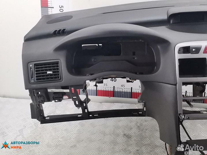 Панель передняя салона (торпедо) Peugeot 307 2002