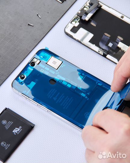 Ремонт техники Apple iPhone MacBook iPad iMac